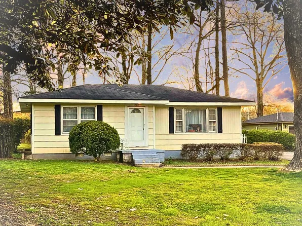1710 Longview St, Hixson, TN 37343