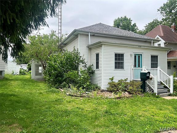 2nd image of 206 S Cedar St