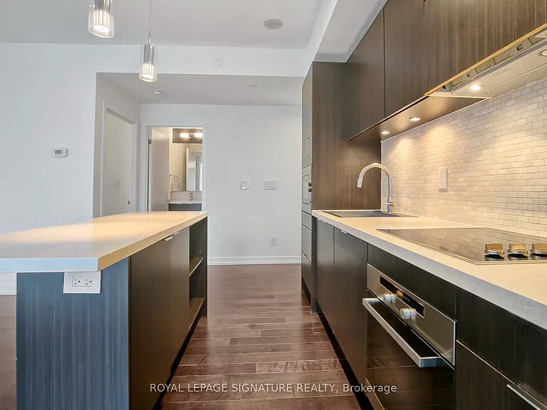 21 Widmer St #1111 — Photo 14
