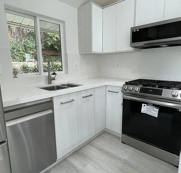 7022 Semrad Rd — Photo 10