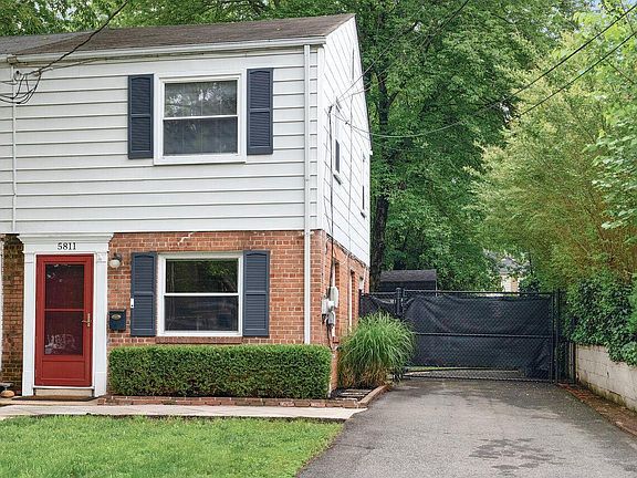 2nd image of 5811 Blaine Dr