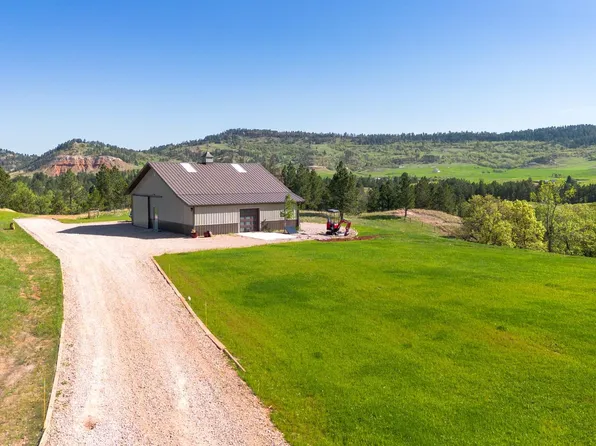 1420 E Woodland Dr, Spearfish, SD 57783