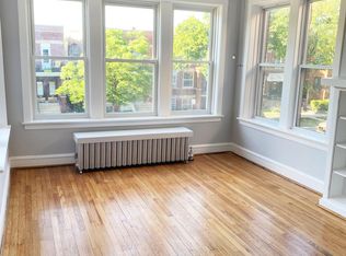 2255 W Addison St #2, Chicago, IL 60618