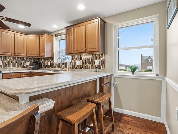 5th image of 112 Steelton Ave