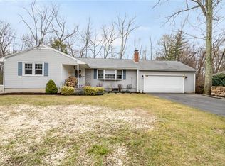 26 Alder Rd, Simsbury, CT 06070