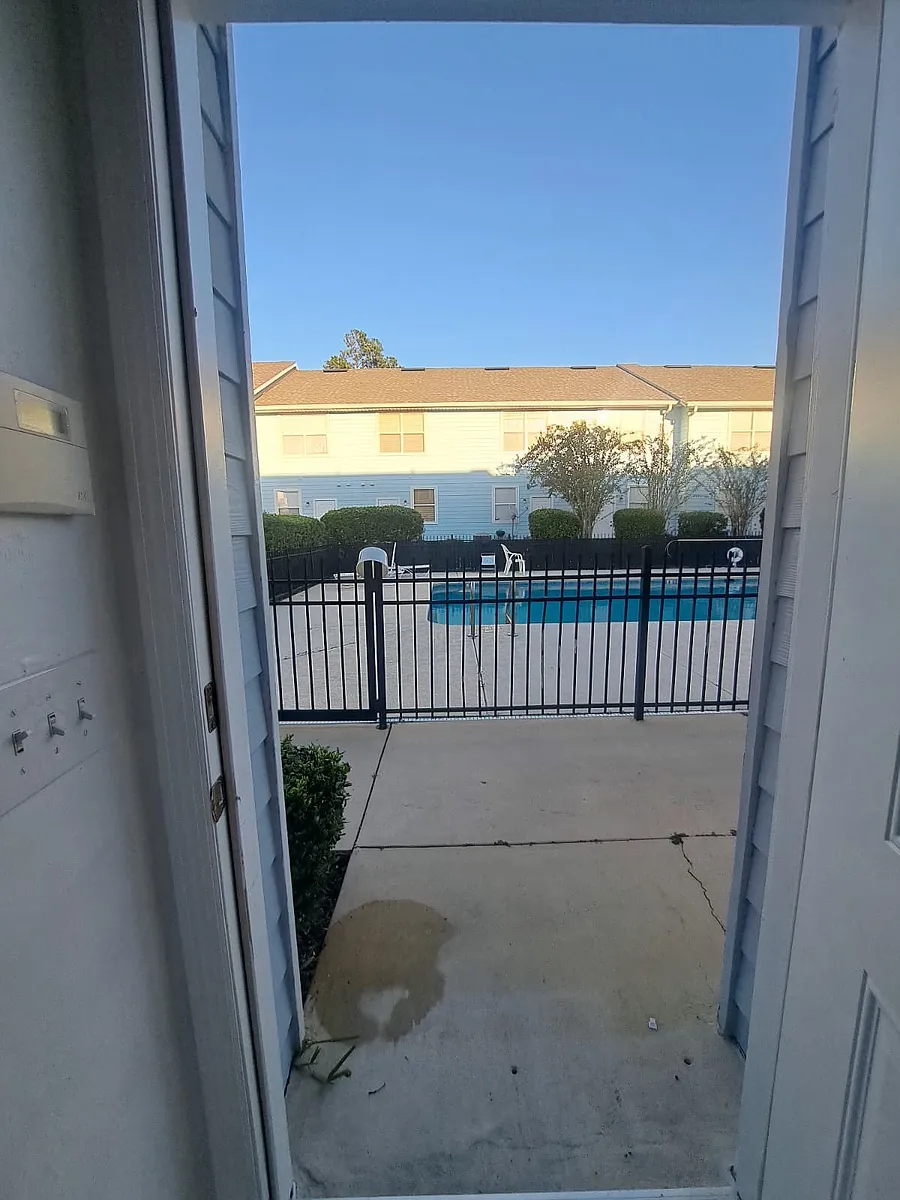 Building Photo - 3930 SW 20th Ave #1907