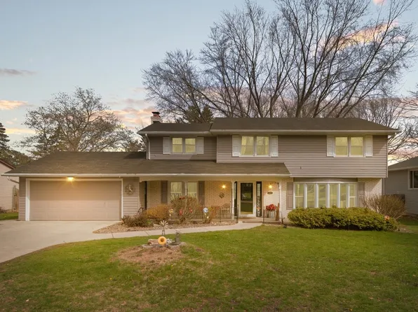 2685 Bittersweet Ave, Green Bay, WI 54301