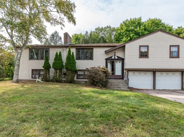 336 Mendon Rd, North Attleboro, MA 02760