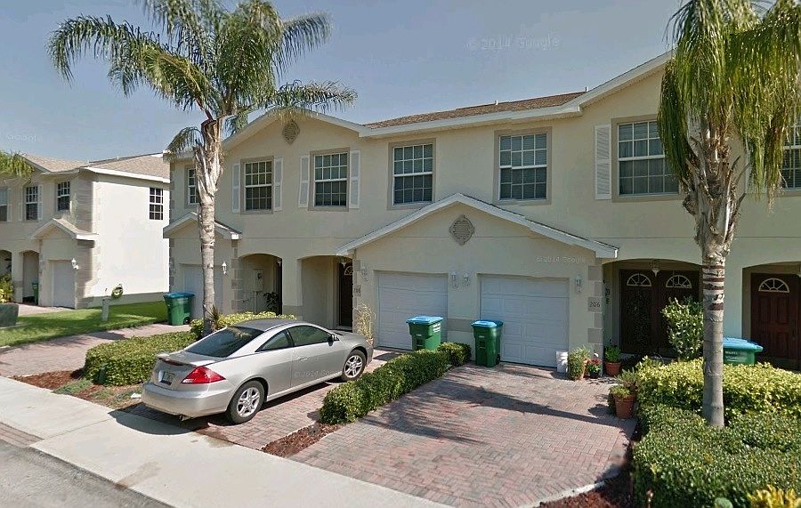 1st image of 208 King Neptune Ln