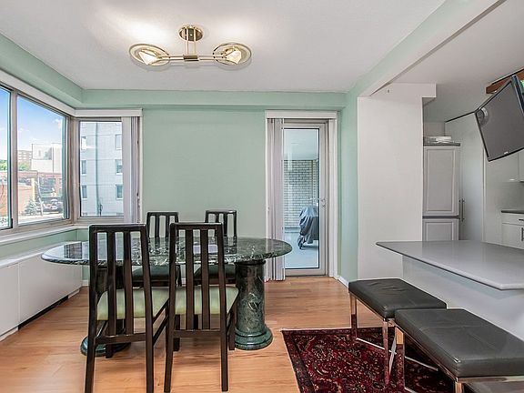 3rd image of 3333 Henry Hudson Pkwy APT 2A
