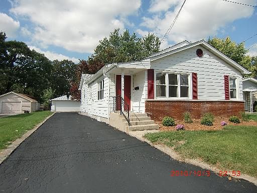 1st image of 16208 S Oak Ave