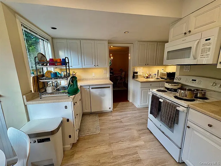 5 Rockcrest Rd — Photo 8