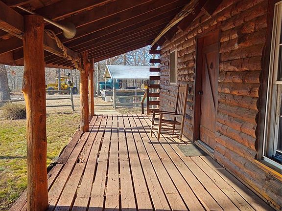 2nd image of 21303 Teardrop Rd