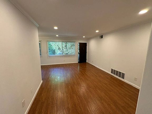 4th image of 616 Prospect Ave APT 3