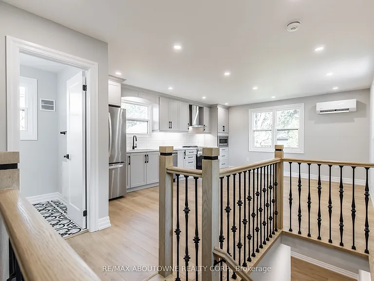 2 Thorndale Ave #C — Photo 6
