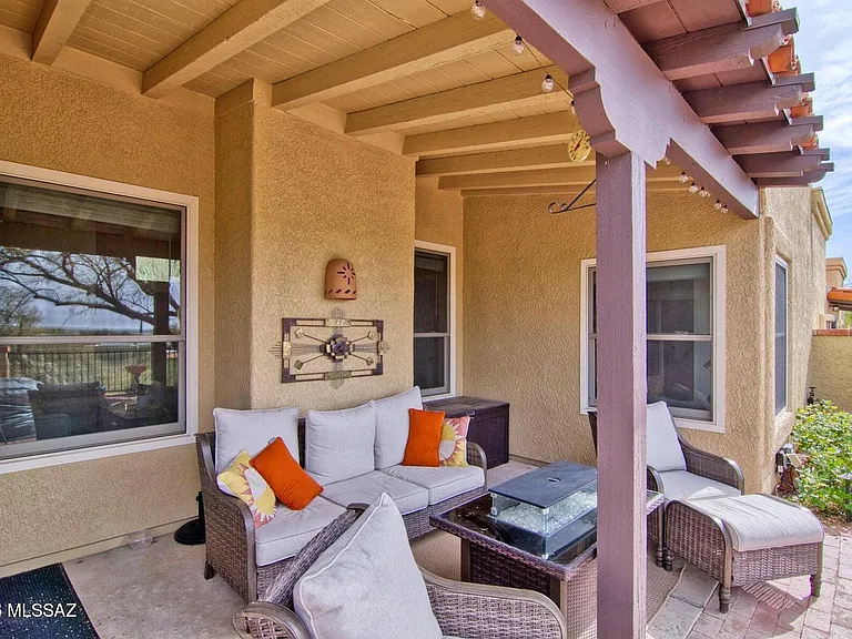 1232 E Camino Diestro — Photo 38