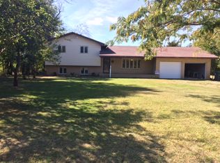 1705 A N Wilshire Dr, Hutchinson, KS 67502