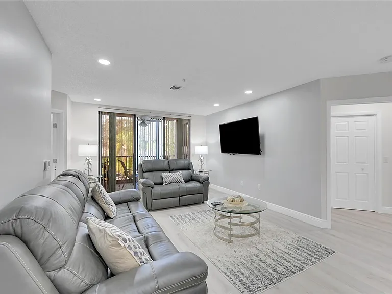 5133 Brisata Cir #P — Photo 6