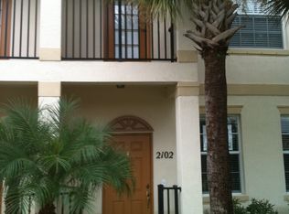 2102 SE Grand Dr, Port St Lucie, FL 34952