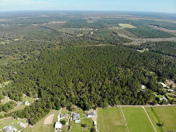 3rd image of Guitreau Ln