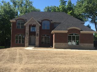1563 Banmoor Dr, Troy, MI
