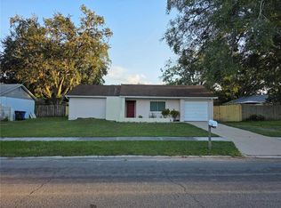 17511 Brandywine Dr, Lutz, FL 33549