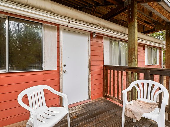 5th image of 52070 Elderberry Ln