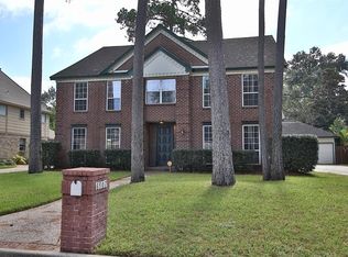 6907 Pebble Beach Dr, Houston, TX 77069