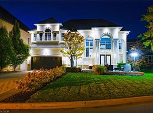 19 Berkshire Pl, Hamilton, ON L9K 0A9