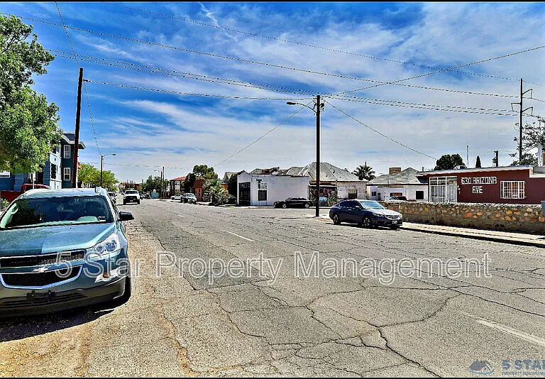 615 Arizona Ave #2 — Photo 25