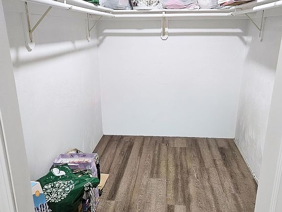 4th image of 64 Willard St