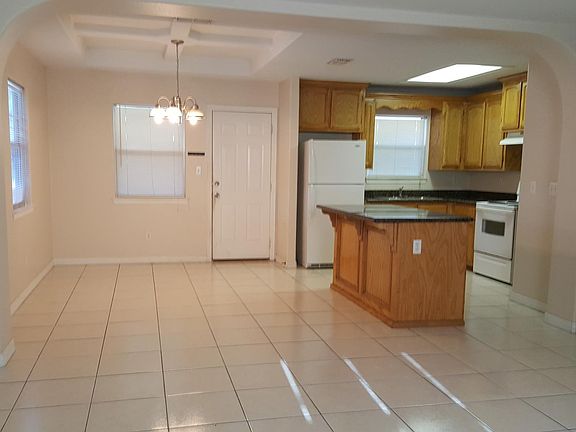 3rd image of 1700 W Bronze St APT 3