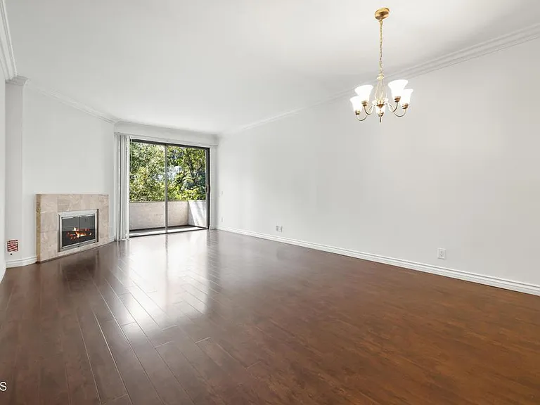 3480 Barham Blvd #208 — Photo 8