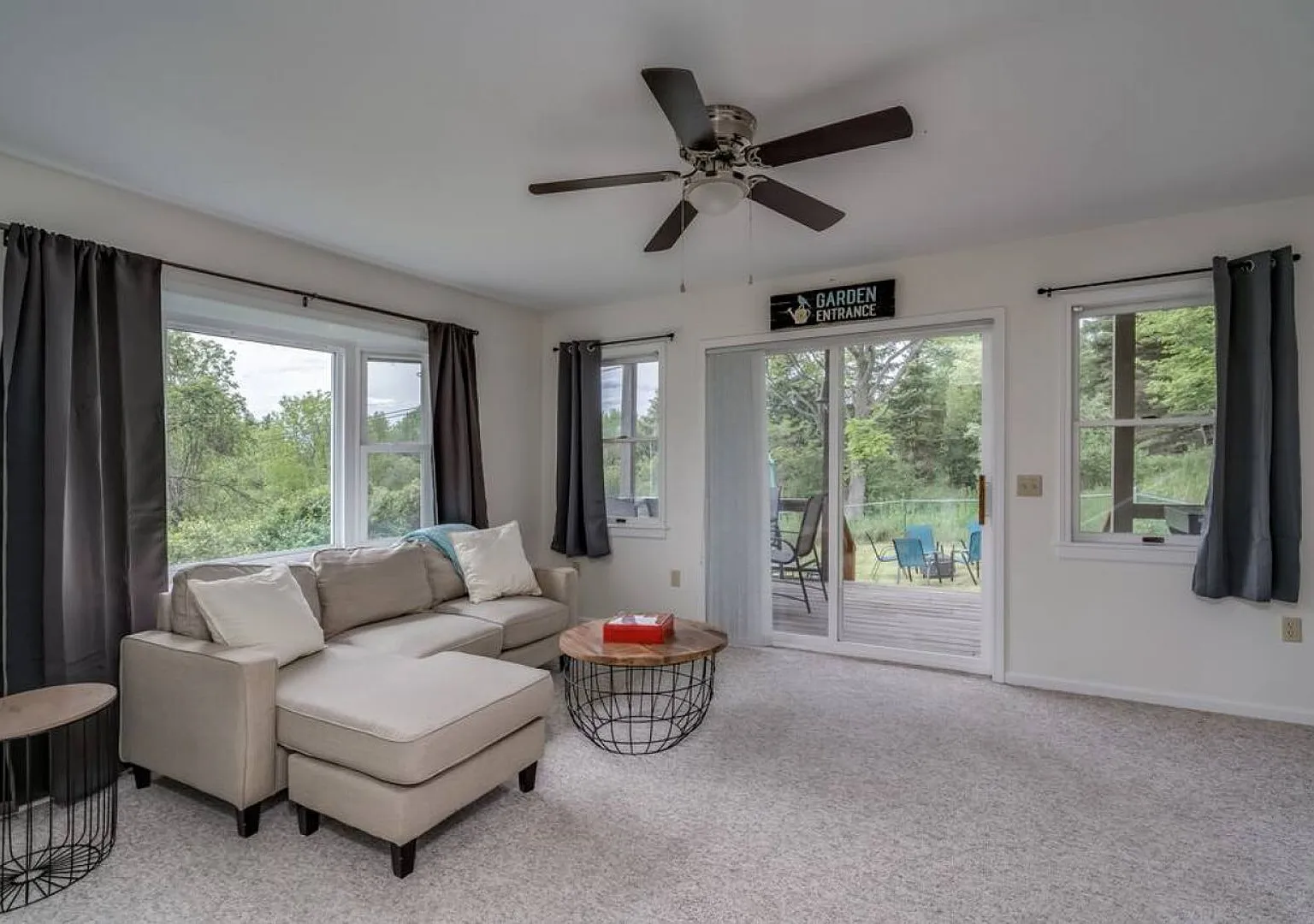 **Furnished Winter Rental** 7 Bed, 2 Bath Home Near Clayton — Photo 1