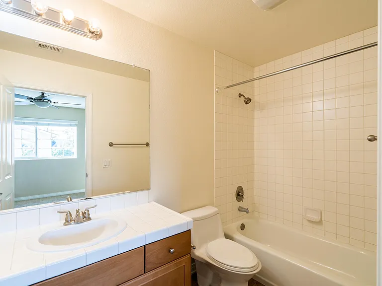 Junior suite attached bathroom