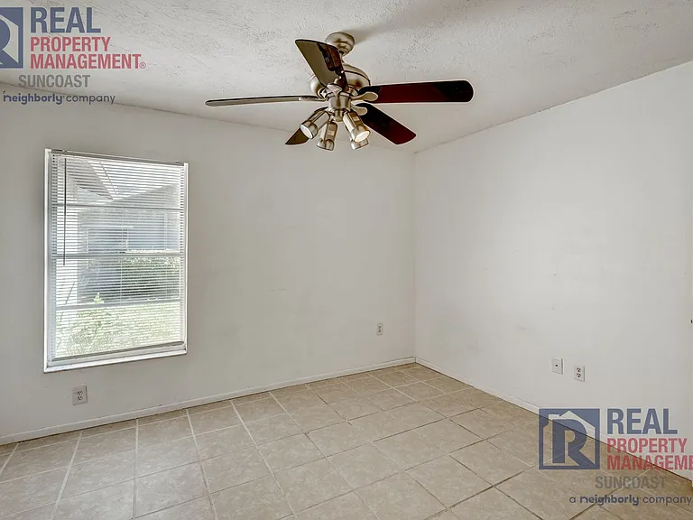 1370 Palmwood Dr — Photo 28