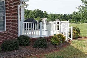 4th image of 123 Charleston Ct