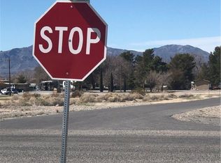 561 S Raindance Dr, Pahrump, NV 89048