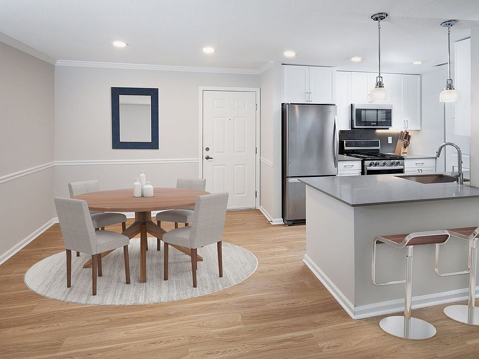 Kitchen and dining area