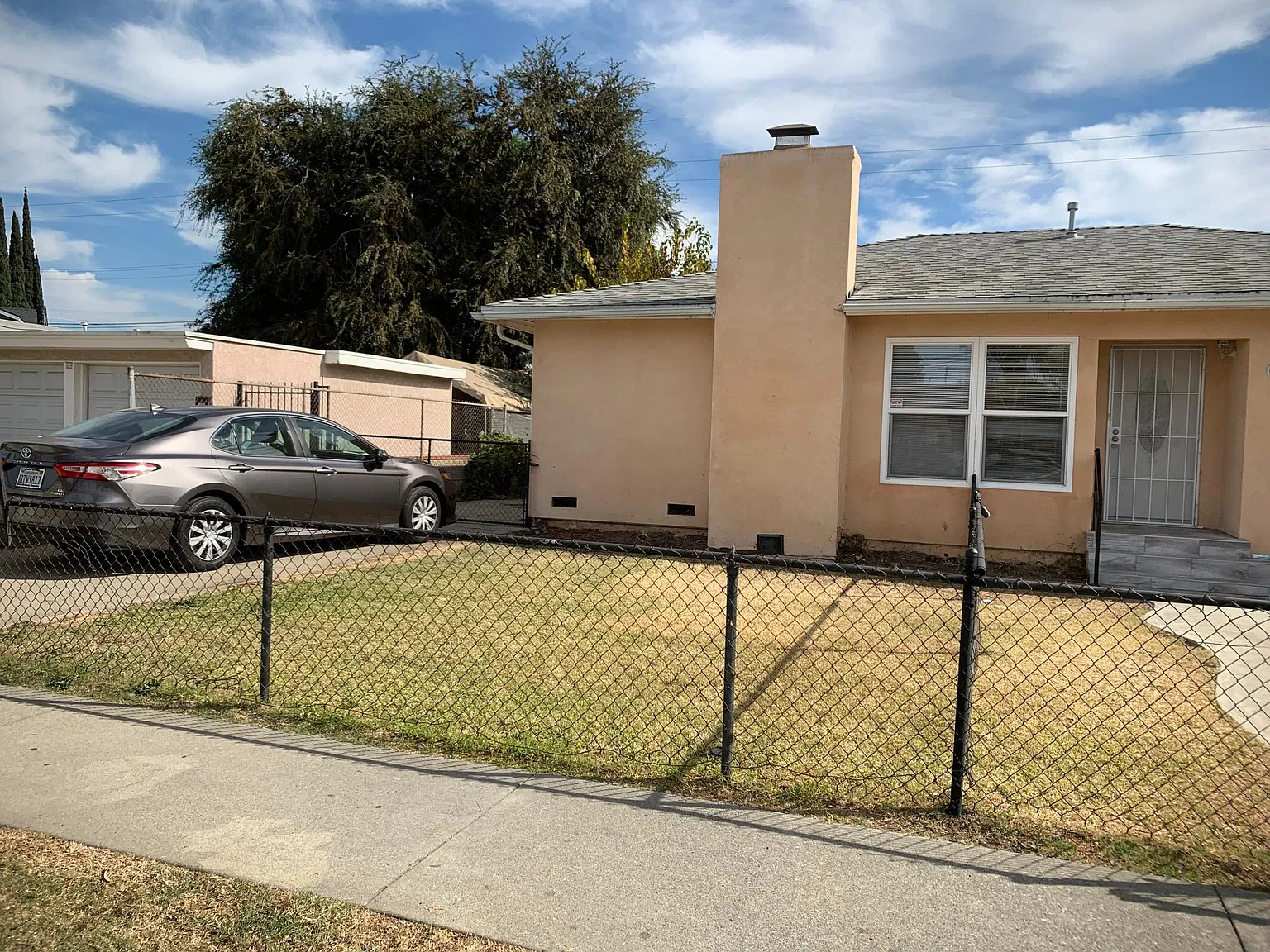 4 bed, 1450 sqft, $3,895 — Photo 3