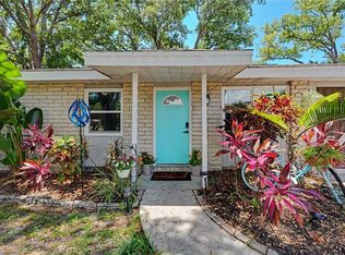 11208 Duncan St, Seminole, FL 33772