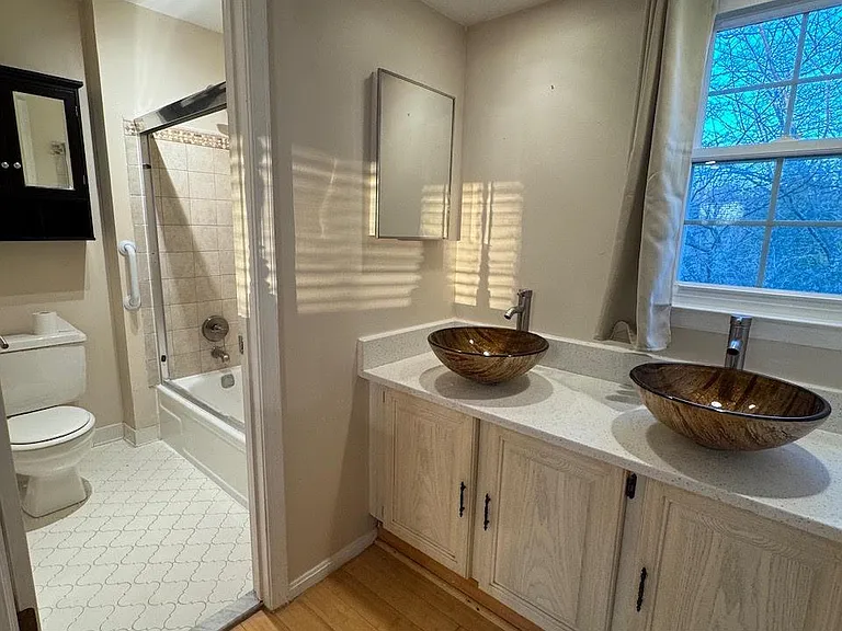 20333 Pleasant Ridge Dr — Photo 11