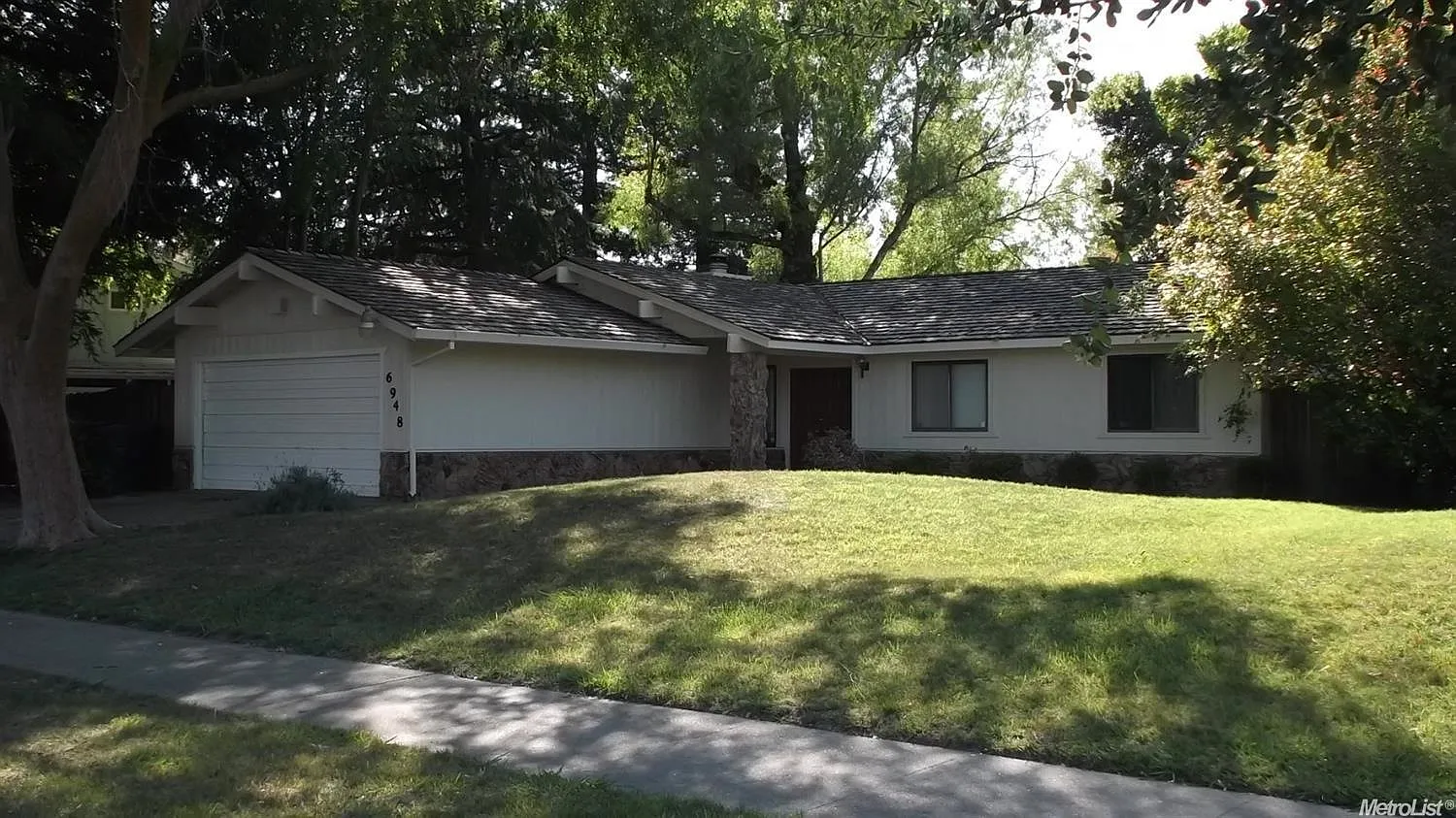 6948 Riverside Blvd photo 1