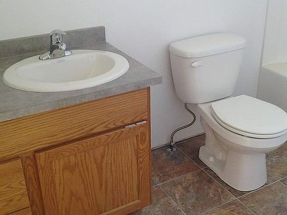 Upstairs  bathroom 