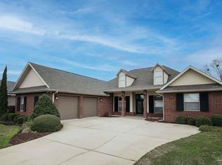 5674 Highland Lake Dr, Milton, FL 32583