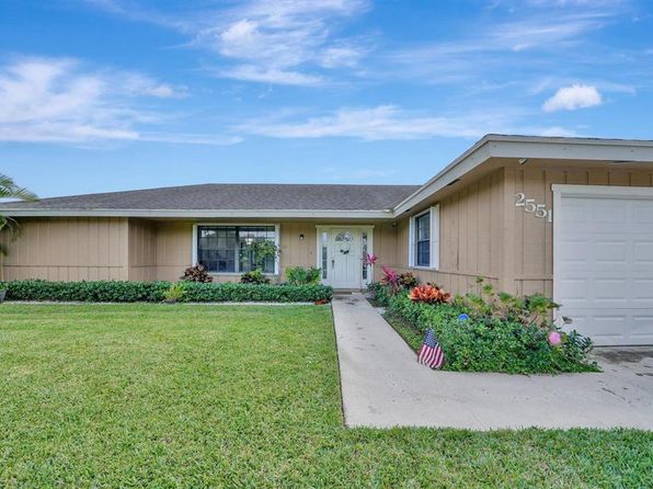 2551 Westchester Dr