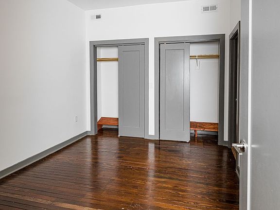 3rd image of 1711 E Main St #5203
