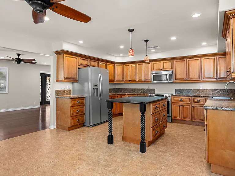885 Eldorado Dr — Photo 13
