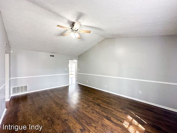 4th image of 5924 Beau Jardin Dr