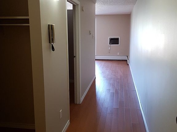 3rd image of 2125 Osler St #308